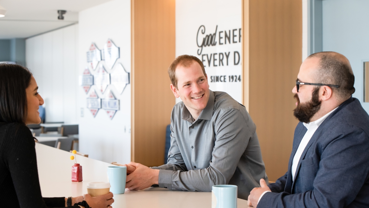 Meeting in the cafe